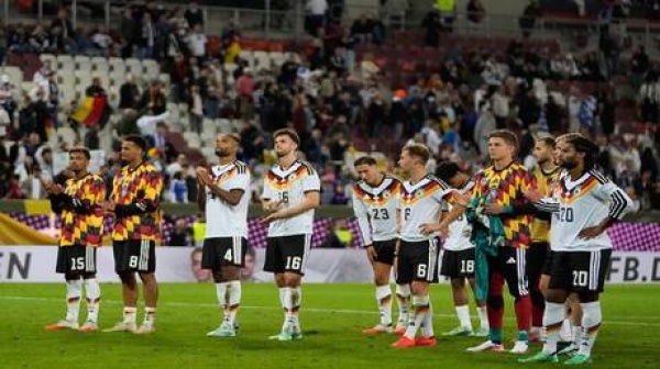تحت قيادة كلوب منتخب ألمانيا يتعرض لهزيمة مفاجئة على أرضه فيديو