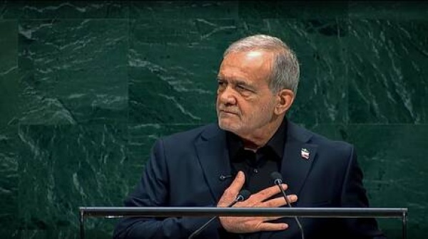 دمشق ترد بشروطها على دعوة بزشكيان للتقارب وتذكره بدعم بلاده لنظام الأسد دمشق ترد بشروطها على دعوة بزشكيان للتقارب وتذكره بدعم بلاده لنظام الأسد