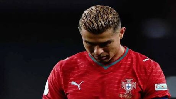 أول تعليق من رونالدو بعد فوز البرتغال على النرويج في دوري الأمم الأوروبية صورة