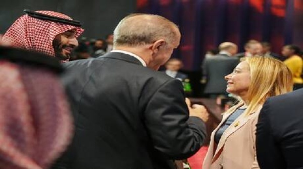 ميلوني وبن سلمان يبحثان خفض التوترات وأمن الملاحة في هرمز وباب المندب ميلوني وبن سلمان يبحثان خفض التوترات وأمن الملاحة في هرمز وباب المندب