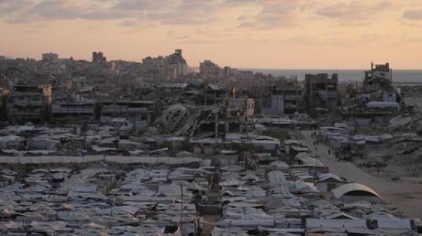 8 قتلى بقصف إسرائيلي على غزة بينهم طفل وامرأتان وصحفي 8 قتلى بقصف إسرائيلي على غزة بينهم طفل وامرأتان وصحفي