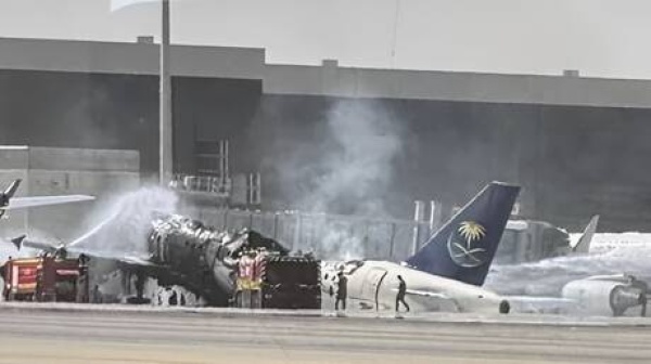مقتل مضيفة طيران مصرية وفلسطيني في الهجوم على مطار الرياض