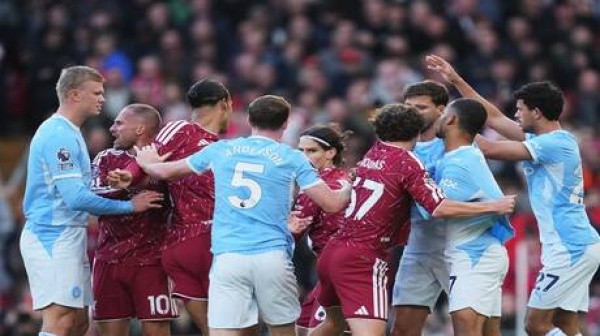 مانشستر سيتي يهزم ليفربول في عقر داره فيديو