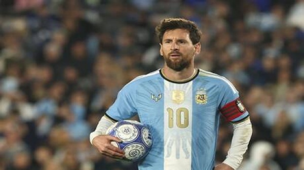 للنجم رؤيته ميسي يختار أبرز 10 نجوم صاعدين في كرة القدم فيديو للنجم رؤيته ميسي يختار أبرز 10 نجوم صاعدين في كرة القدم فيديو