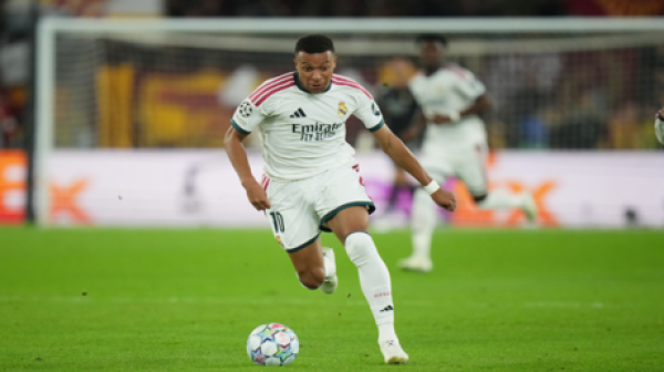 مبابي يحطم رقم ميسي القياسي في دوري أبطال أوروبا