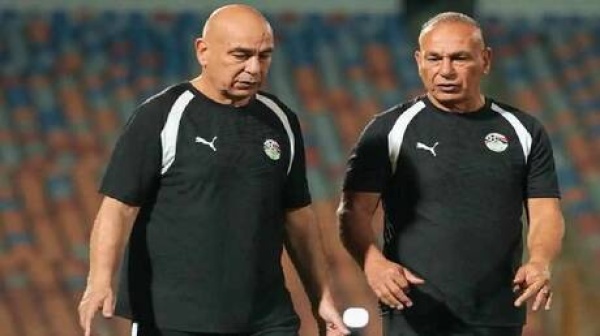 أزمة جديدة في منتخب مصر أول رد رسمي على أنباء سب إبراهيم حسن للاعبين أزمة جديدة في منتخب مصر أول رد رسمي على أنباء سب إبراهيم حسن للاعبين