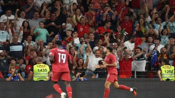 منتخب البرتغال يجدد فوزه على النرويج ويتأهل لدور الثمانية في دوري الأمم الأوروبية منتخب البرتغال يجدد فوزه على النرويج ويتأهل لدور الثمانية في دوري الأمم الأوروبية