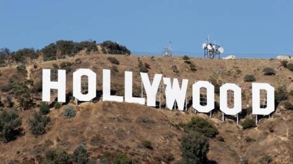 هوليوود تعود إلى أمريكا استراتيجية ترامب الجديدة ت عيد رسم خريطة السينما العالمية هوليوود تعود إلى أمريكا استراتيجية ترامب الجديدة ت عيد رسم خريطة السينما العالمية