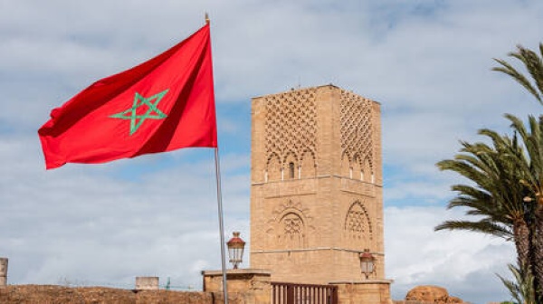 المغرب يقتني 100 مقطورة أمريكية لنقل الدبابات والمدرعات المغرب يقتني 100 مقطورة أمريكية لنقل الدبابات والمدرعات