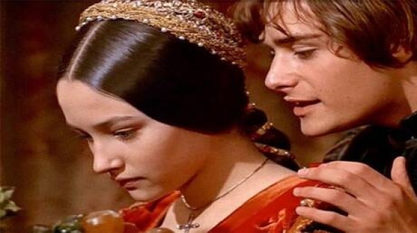 لأول مرة في تاريخها السينما الروسية تكسر احتكار هوليوود وتنتج روميو وجولييت برؤية محلية لأول مرة في تاريخها السينما الروسية تكسر احتكار هوليوود وتنتج روميو وجولييت برؤية محلية