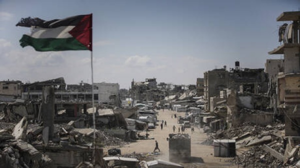 وزير فلسطيني إعادة إعمار قطاع غزة تتطلب أكثر من 70 مليار دولار وزير فلسطيني إعادة إعمار قطاع غزة تتطلب أكثر من 70 مليار دولار