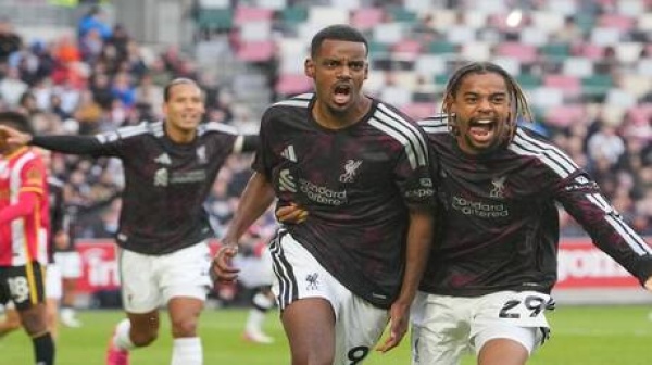 ليفربول يقلب الطاولة على برينتفورد ويخطف فوزا ثمينا في البريميرليغ ليفربول يقلب الطاولة على برينتفورد ويخطف فوزا ثمينا في البريميرليغ