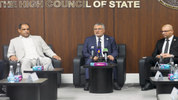 ليبيا تكالة يدعو إلى توحيد سلم الرواتب وفق الإمكانات المالية ليبيا تكالة يدعو إلى توحيد سلم الرواتب وفق الإمكانات المالية