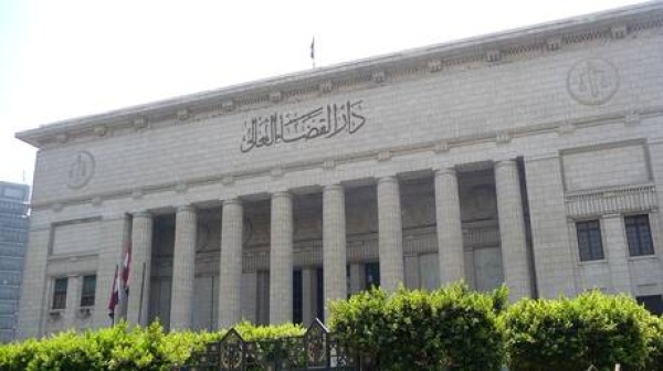 اتهامات بالتزوير والتربح تلاحق مسؤولا حكوميا كبيرا في مصر اتهامات بالتزوير والتربح تلاحق مسؤولا حكوميا كبيرا في مصر