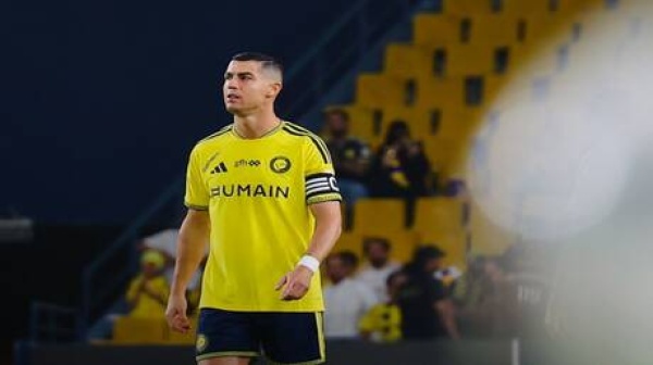 شاهد رونالدو يهدر ركلة جزاء بغرابة شاهد رونالدو يهدر ركلة جزاء بغرابة