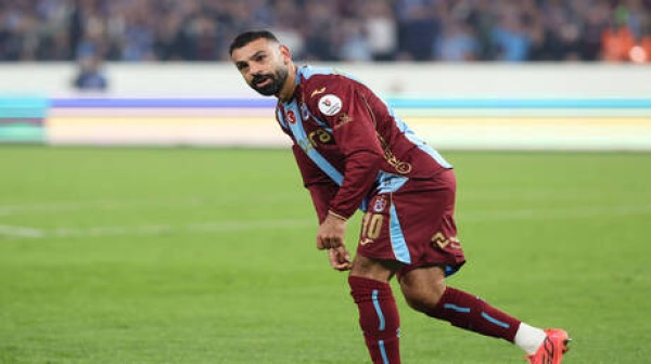 قبل مواجهة في دوري المؤتمر الأوروبي لاعب هارتس يوجه طلبا لمحمد صلاح قبل مواجهة في دوري المؤتمر الأوروبي لاعب هارتس يوجه طلبا لمحمد صلاح
