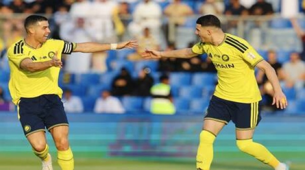 رونالدو يقود النصر للفوز على الفيصلي فيديو رونالدو يقود النصر للفوز على الفيصلي فيديو