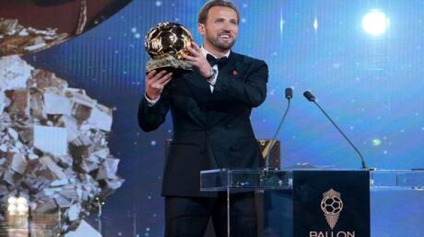 تواجد لاعب عربي وحيد وهاري كين على العرش الترتيب النهائي للكرة الذهبية 2026