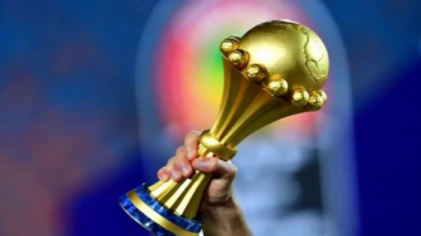 الكاف يقرر العودة لإقامة كأس الأمم الإفريقية كل عامين
