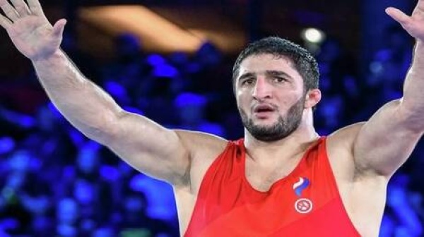 الروسي سادولايف يحرز برونزية بطولة العالم للمصارعة في أستانا الروسي سادولايف يحرز برونزية بطولة العالم للمصارعة في أستانا