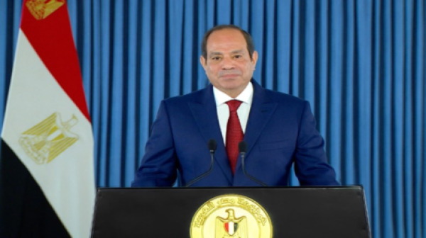 بعد دعوات لتعديل الدستور فنان مصري يحذر السيسي من محاولات لتشويه صورته وتاريخه كرئيس لمصر بعد دعوات لتعديل الدستور فنان مصري يحذر السيسي من محاولات لتشويه صورته وتاريخه كرئيس لمصر