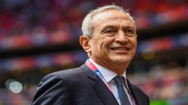 ناصف ساويرس يصعد ضد كاراغر واعتذار علني بعد إهانة أستون فيلا