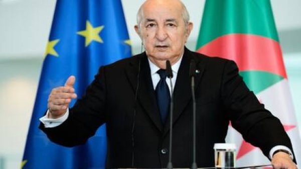 تبون يحدد دوافع قرار إرسال الجيش الجزائري إلى النيجر تبون يحدد دوافع قرار إرسال الجيش الجزائري إلى النيجر