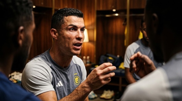 ماذا طلب رونالدو من لاعبي النصر قبل مواجهة الفيصلي ماذا طلب رونالدو من لاعبي النصر قبل مواجهة الفيصلي