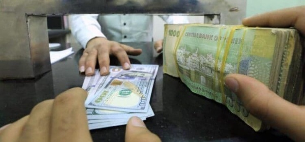 غياب الرقابة الحكومية يتسبب بعودة أسعار العديد من السلع إلى مستويات 780 ريال للسعودي غياب الرقابة الحكومية يتسبب بعودة أسعار العديد من السلع إلى مستويات 780 ريال للسعودي