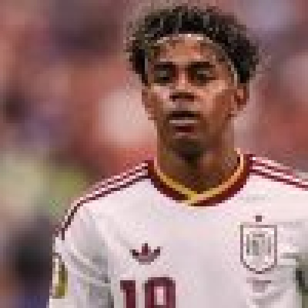 منزل لامين يامال يتعر ض لمحاولة سطو عقب قيادته منتخب بلاده للتأه ل لنهائي كأس العالم 2026 لكرة القدم منزل لامين يامال يتعر ض لمحاولة سطو عقب قيادته منتخب بلاده للتأه ل لنهائي كأس العالم 2026 لكرة القدم