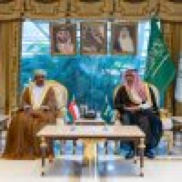 مساعد وزير الداخلية ومساعد المفتش العام للشرطة والجمارك للعمليات بسلطنة ع مان يرأسان الاجتماع السادس للجنة التنسيق الأمني والعدلي