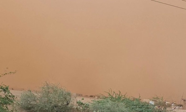 عاصفة ترابية تضرب أجزاء من العاصمة عاصفة ترابية تضرب أجزاء من العاصمة