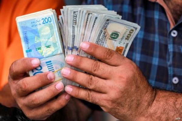 العملات اليوم الدولار 2 96 شيكل الدينار الاردني 4 18 شيكل اليورو 3 42 شيكل العملات اليوم الدولار 2 96 شيكل الدينار الاردني 4 18 شيكل اليورو 3 42 شيكل