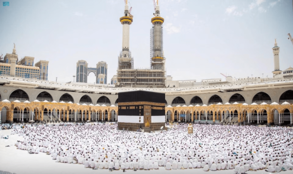 الفئات الممنوعة من قرعة الحج 2027 حالات لا ي سمح لها بالسفر في موسم 1448هـ