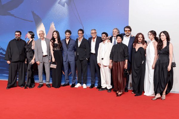 فيلم furies في فينيسيا كيف تحولت أزمة بنوك لبنان إلى عمل فني بدعم جورج كلوني فيلم furies في فينيسيا كيف تحولت أزمة بنوك لبنان إلى عمل فني بدعم جورج كلوني