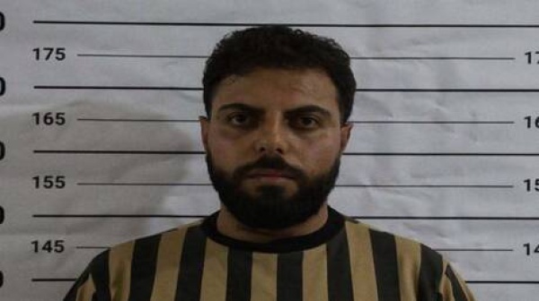 الأمن السوري يوقف سائق حافلة في ريف دمشق بتهمة تمجيد نظام الأسد الأمن السوري يوقف سائق حافلة في ريف دمشق بتهمة تمجيد نظام الأسد