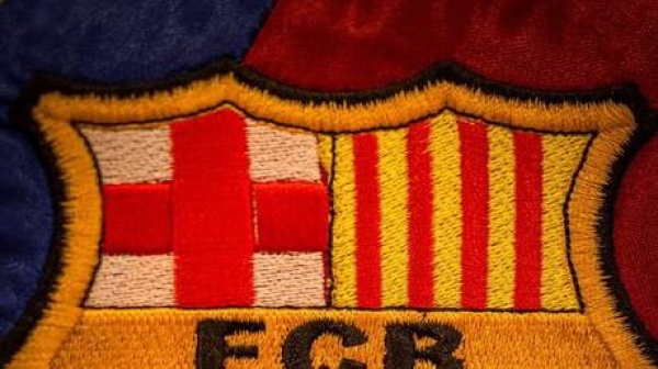 بشكل مفاجئ ليفربول يحسم صفقة التعاقد مع لاعب برشلونة