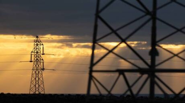 إظلام تام يضرب طرابلس ومدن المنطقة الغربية للمرة الثالثة خلال يومين إظلام تام يضرب طرابلس ومدن المنطقة الغربية للمرة الثالثة خلال يومين