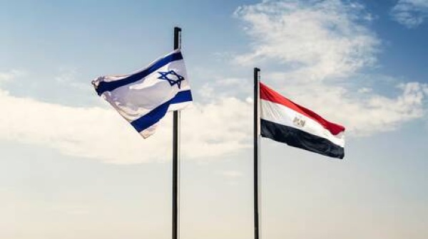 نائب إسرائيلي سابق اتفاقية السلام مع مصر مجرد حبر على ورق ولا تمنع الحرب