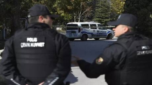 بلاغ كاذب لا متفجرات على متن الطائرة التركية التي هبطت اضطراريا في شانلي أورفا بلاغ كاذب لا متفجرات على متن الطائرة التركية التي هبطت اضطراريا في شانلي أورفا