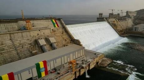 ماذا تفعل مصر إذا انخفض منسوب مياه النيل وزير سابق يكشف السيناريو الأخطر ماذا تفعل مصر إذا انخفض منسوب مياه النيل وزير سابق يكشف السيناريو الأخطر