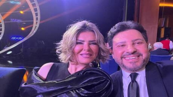 أرملة هاني شاكر تكشف تفاصيل أيامه الأخيرة وتنفي دخوله في غيبوبة أرملة هاني شاكر تكشف تفاصيل أيامه الأخيرة وتنفي دخوله في غيبوبة