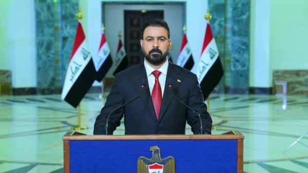 الزيدي يخي ر المتهمين بالفساد ويثني على استئناف واشنطن شحنات الدولار للعراق