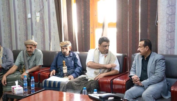 المحافظ بن الوزير يناقش مع اللجنة الأهلية لكهرباء النقوب بعسيلان التحديات التي تواجه المحطة المحافظ بن الوزير يناقش مع اللجنة الأهلية لكهرباء النقوب بعسيلان التحديات التي تواجه المحطة