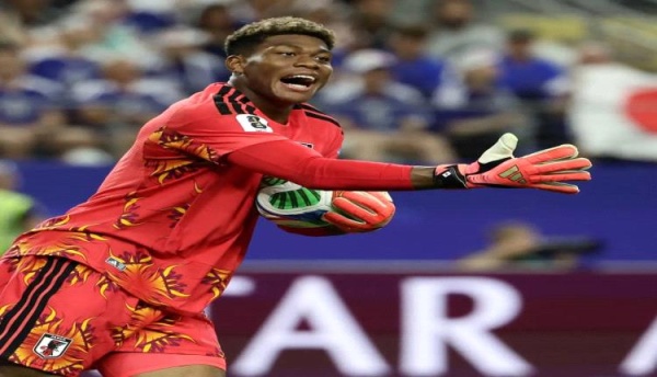 بـ33 مليون يورو حارس اليابان على أعتاب باريس سان جيرمان بـ33 مليون يورو حارس اليابان على أعتاب باريس سان جيرمان