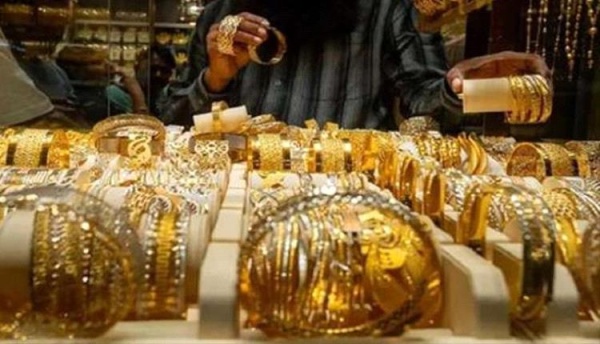 عيار 21 يشتعل من جديد أسعار الذهب اليوم في مصر تواصل المكاسب 2026
