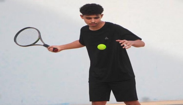 انطلاق منافسات البطولة الـ14 للتنس الأرضي على ملاعب نادي التنس العدني بكريتر