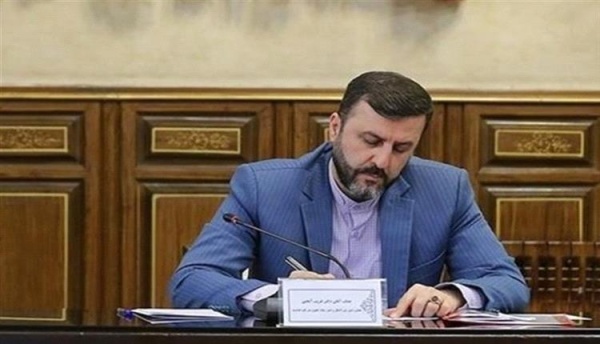 إيران تضع رفع الحصار عن اليمن ضمن شروط إعادة فتح مضيق هرمز