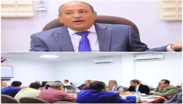 نائب وزير الصناعة والتجارة الوزارة تولي اهتماما خاصا برجال المال والاعمال نائب وزير الصناعة والتجارة الوزارة تولي اهتماما خاصا برجال المال والاعمال