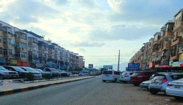 وفاة طبيب إثر سقوط غامض من عمارة سكنية في عدن